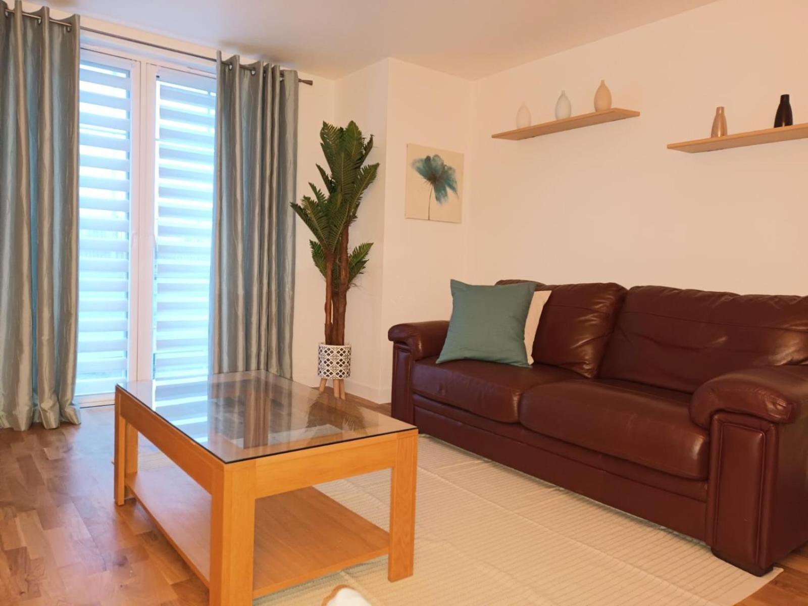 Spacious Elegant 2-Br Apartment In Aberdeen City Centre Εξωτερικό φωτογραφία